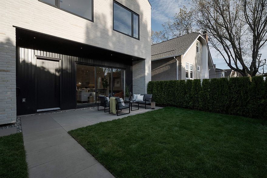 2256 Garden Drive