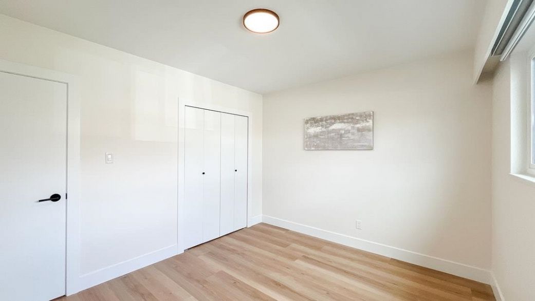 320 E 57th Avenue