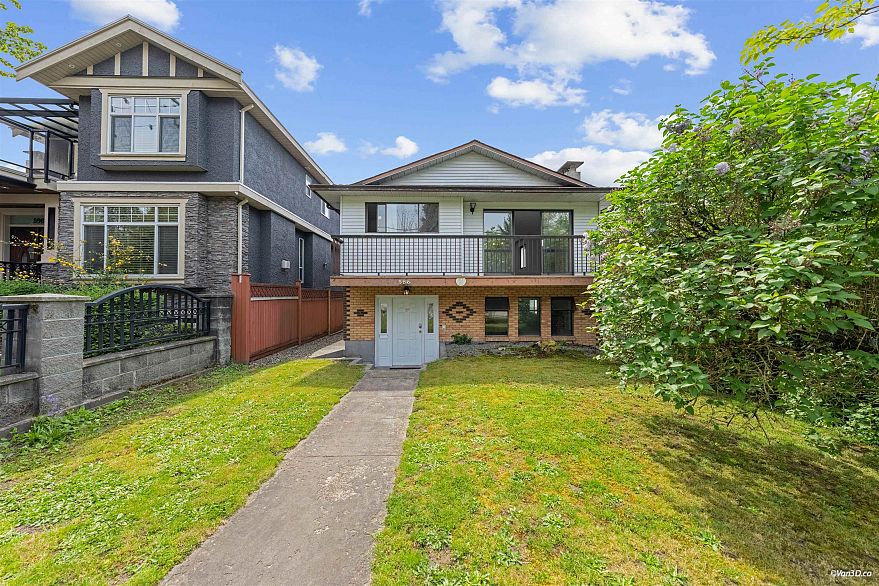 586 E 59th Avenue