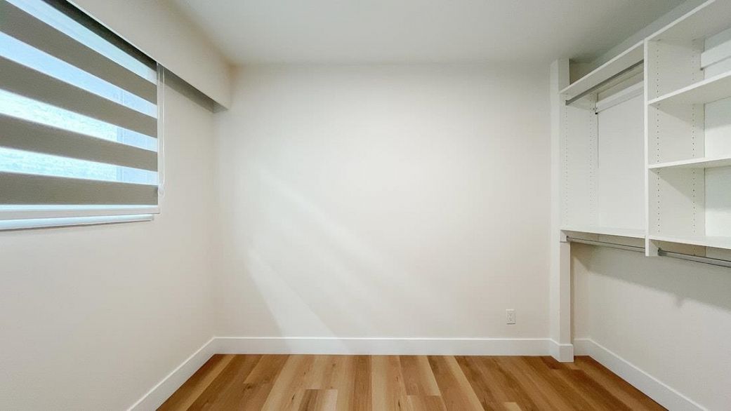 320 E 57th Avenue