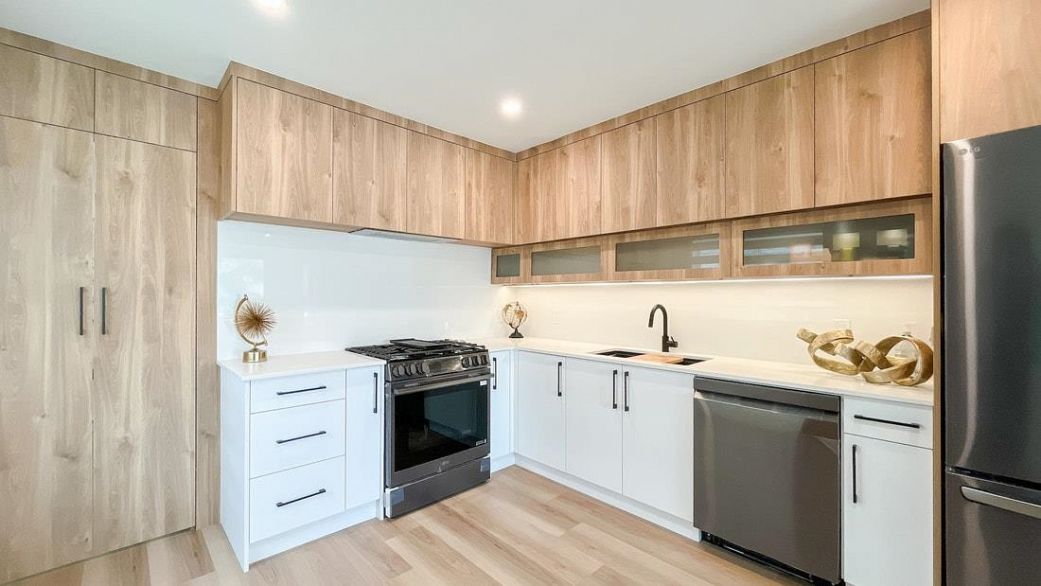 320 E 57th Avenue