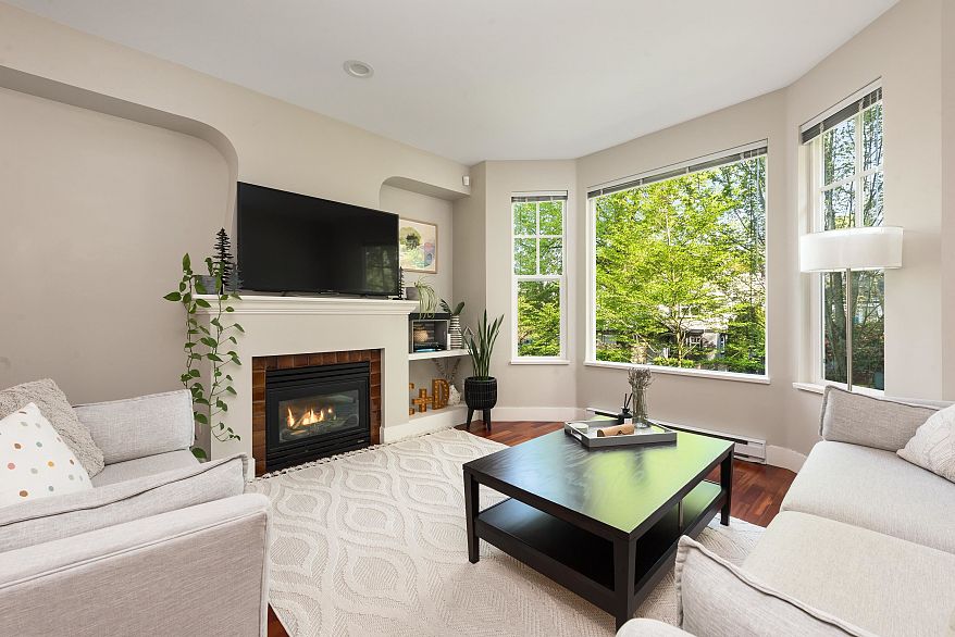 888 W 15th Avenue