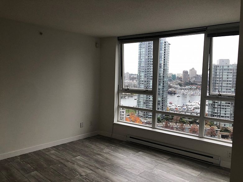 2201 939 Expo Boulevard