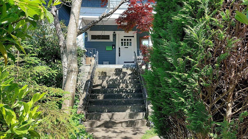 1951 Napier Street