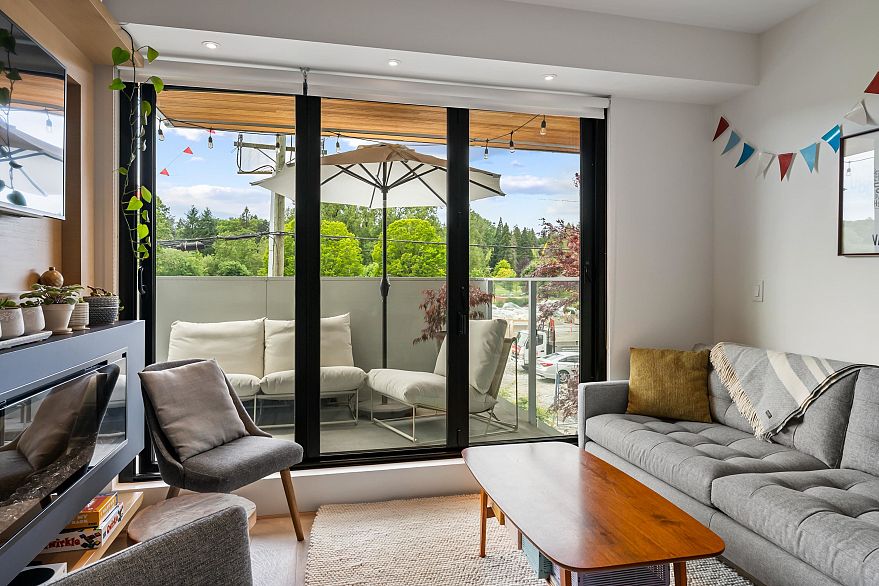 201 5089 Quebec Street