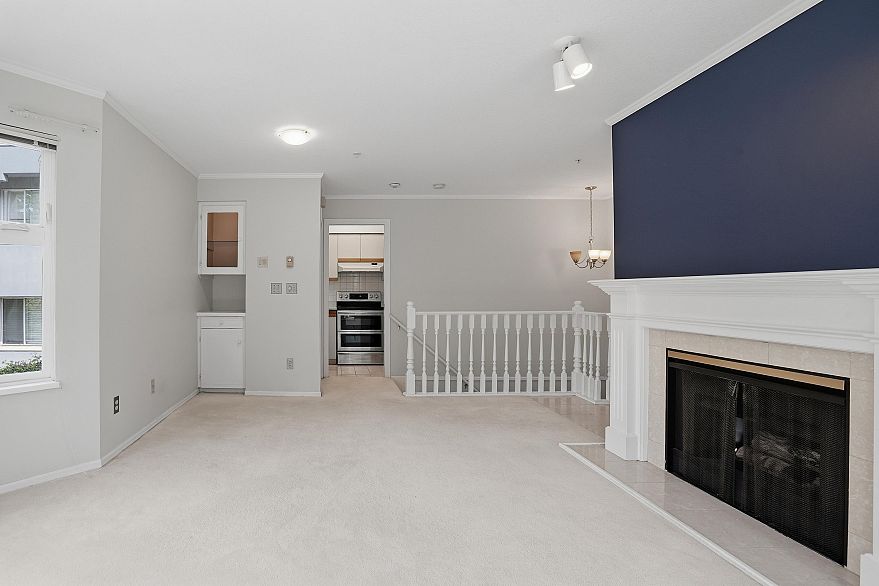 737 W 7th Avenue