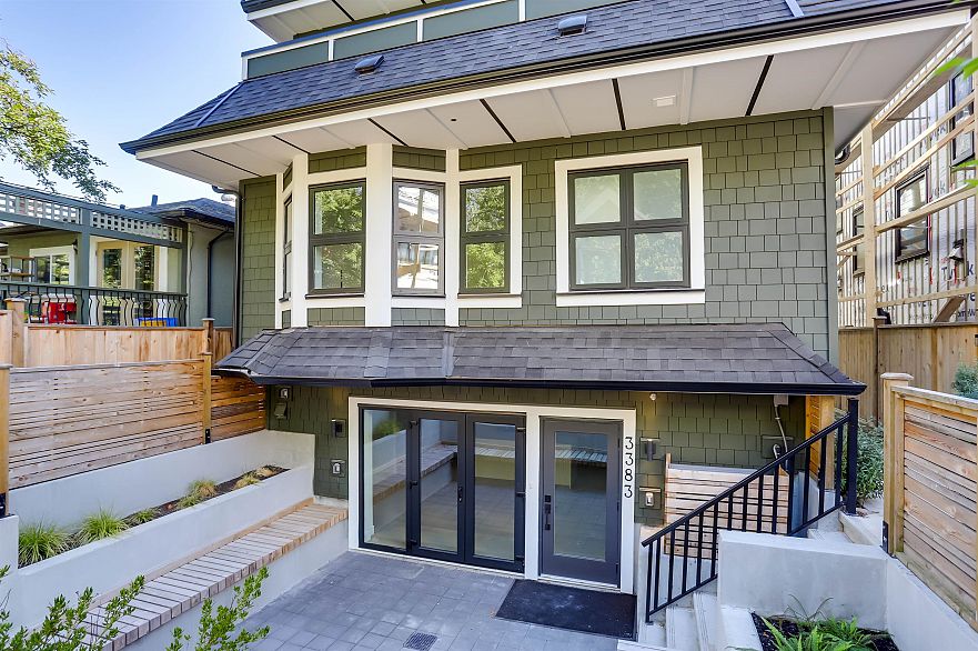 3383 Victoria Drive