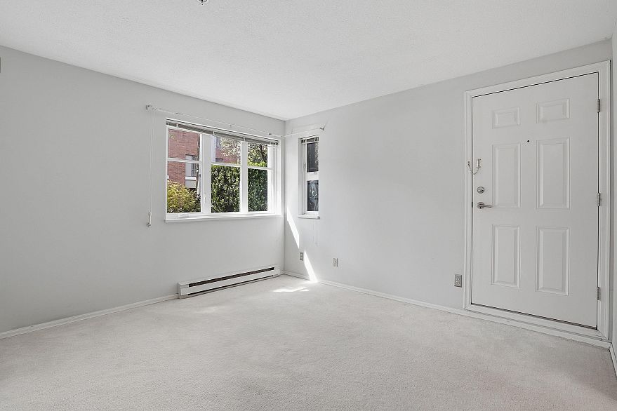 737 W 7th Avenue