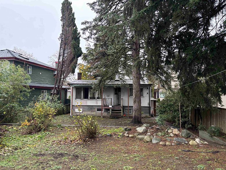 2511 Upland Drive