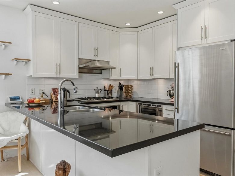 83 W 15th Avenue