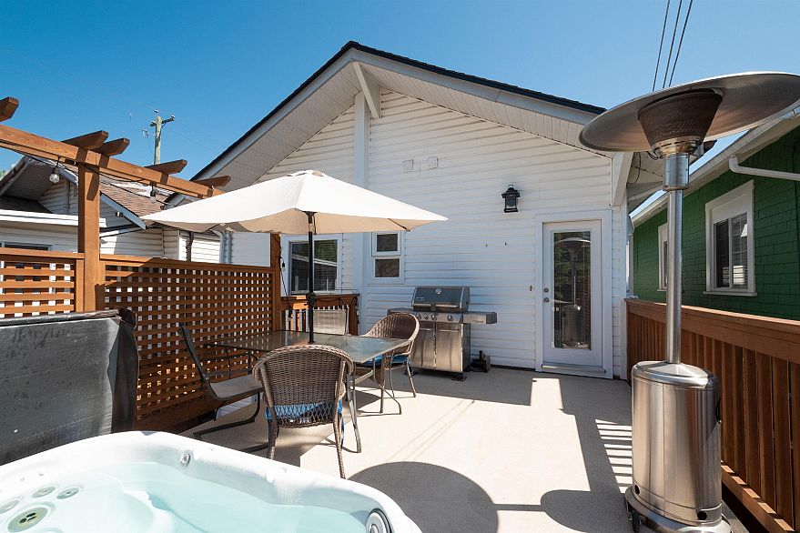 4961 St. Catherines Street