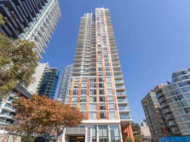 1805 1351 Continental Street
