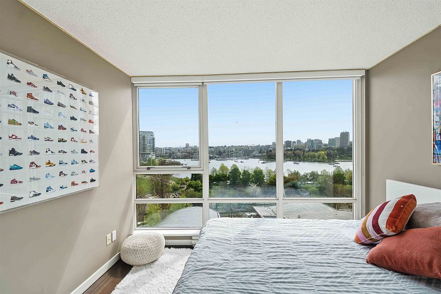 908 1408 Strathmore Mews