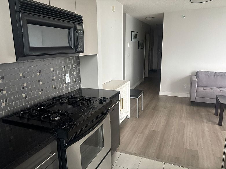 2702 1408 STRATHMORE MEWS, Vancouver BC V6Z 3A9