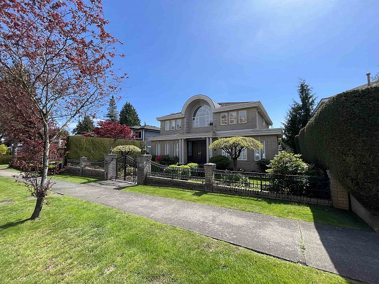 1120 W 58th Avenue