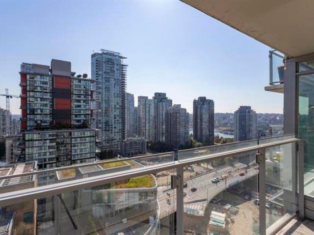 1805 1351 Continental Street