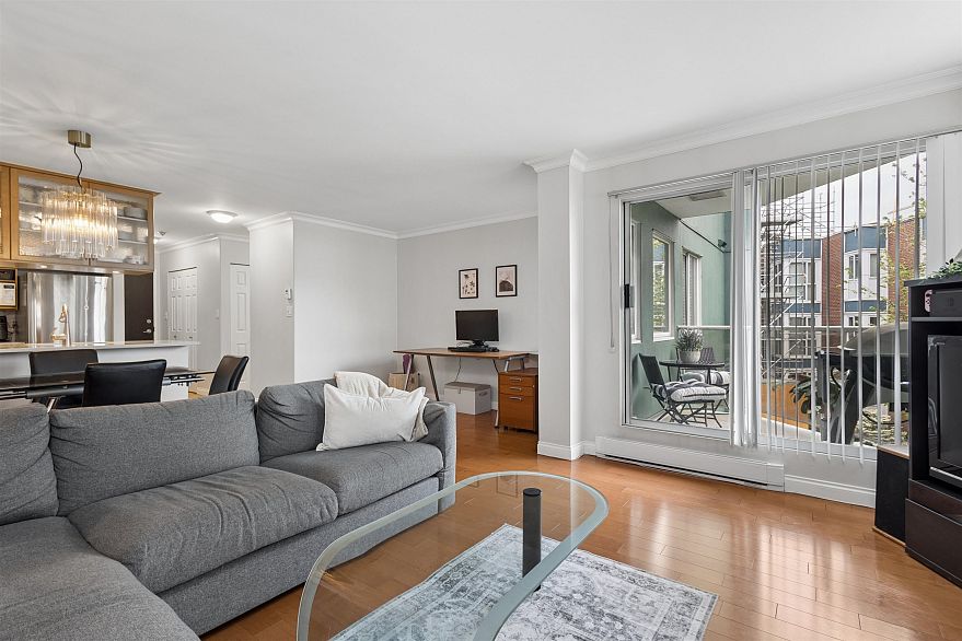 303 1508 Mariner Walk