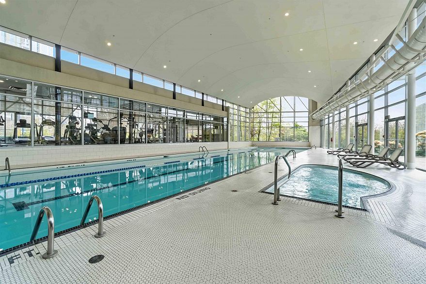 908 1408 Strathmore Mews