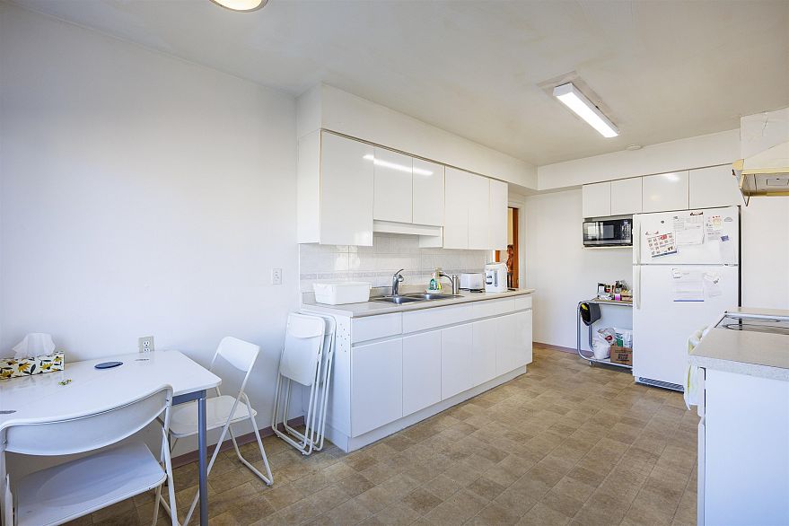 535 W 62nd Avenue