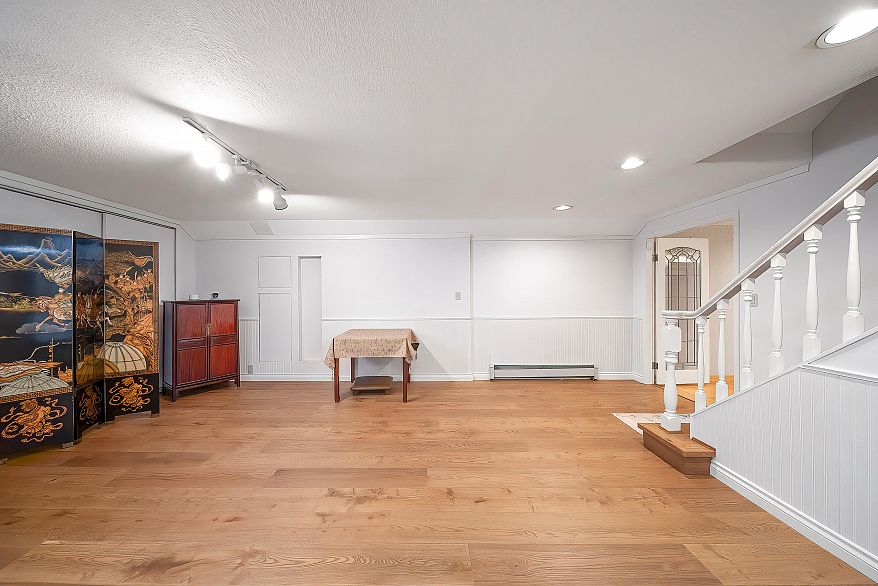 3 Sennok Crescent