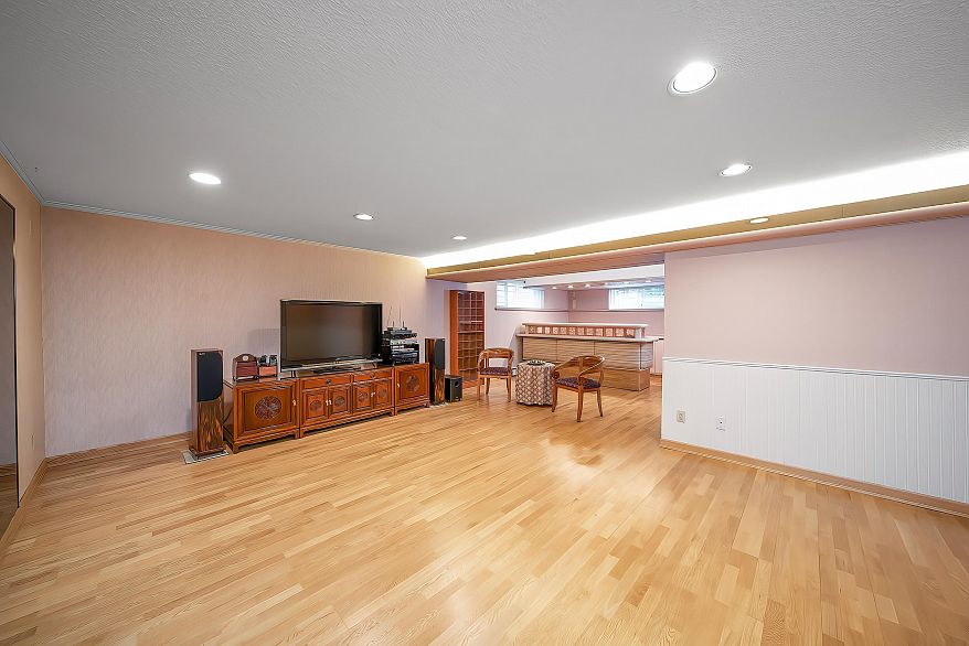 3 Sennok Crescent