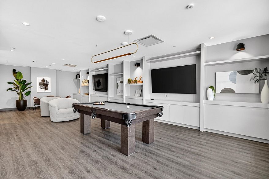 2505 3438 Sawmill Crescent