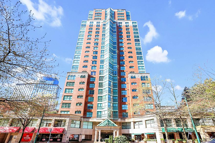 1402 909 Burrard Street