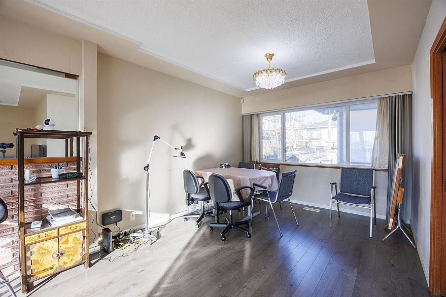 535 W 62nd Avenue