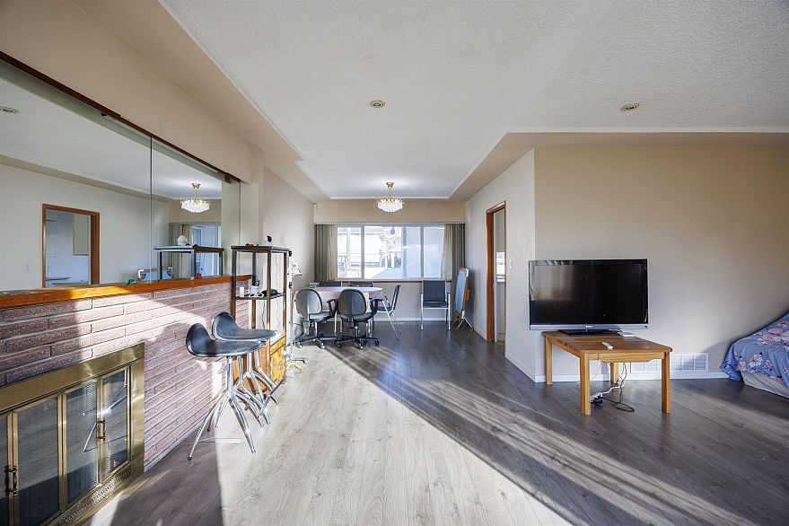 535 W 62nd Avenue