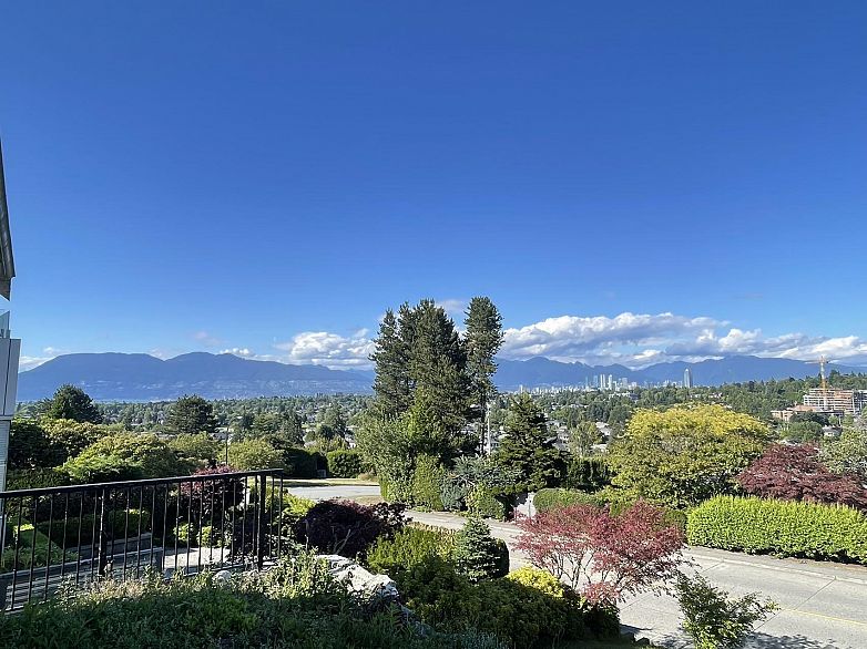 4679 Puget Drive