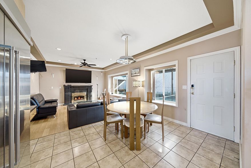7962 Victoria Drive
