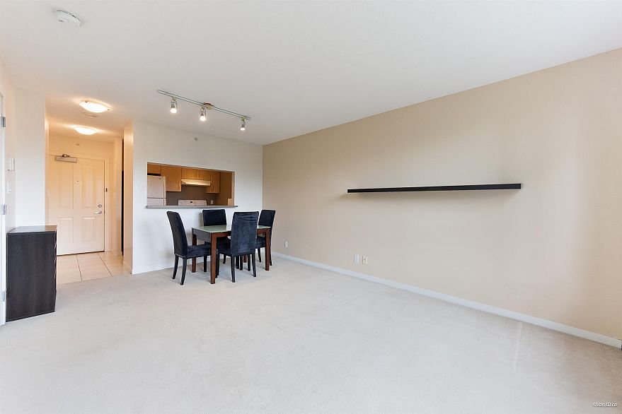 312 3663 Crowley Drive
