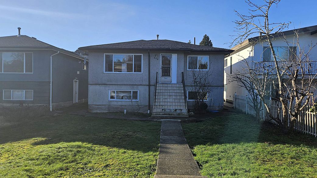 543 Rupert Street