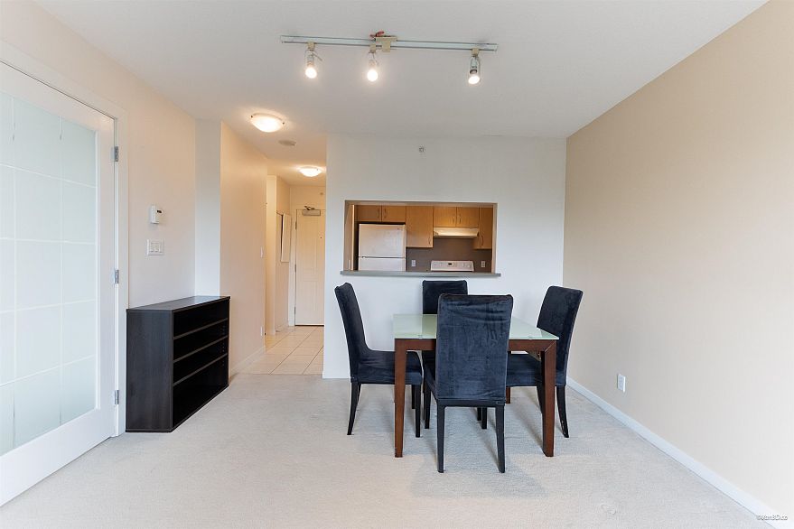 312 3663 Crowley Drive