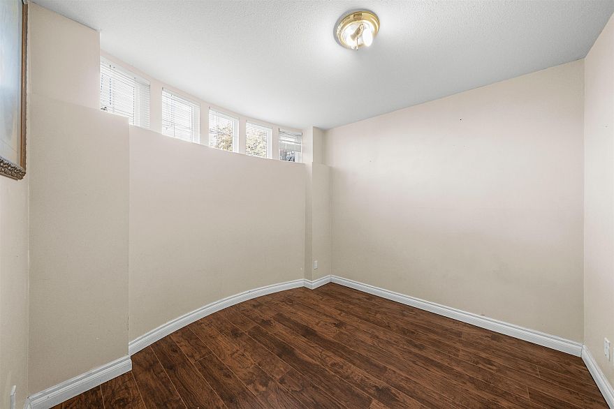 7962 Victoria Drive