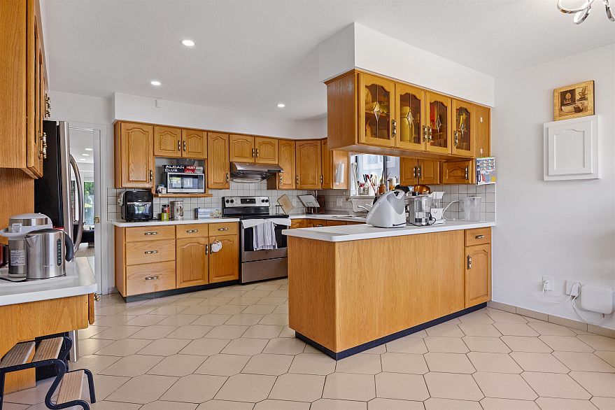 189 W 46th Avenue