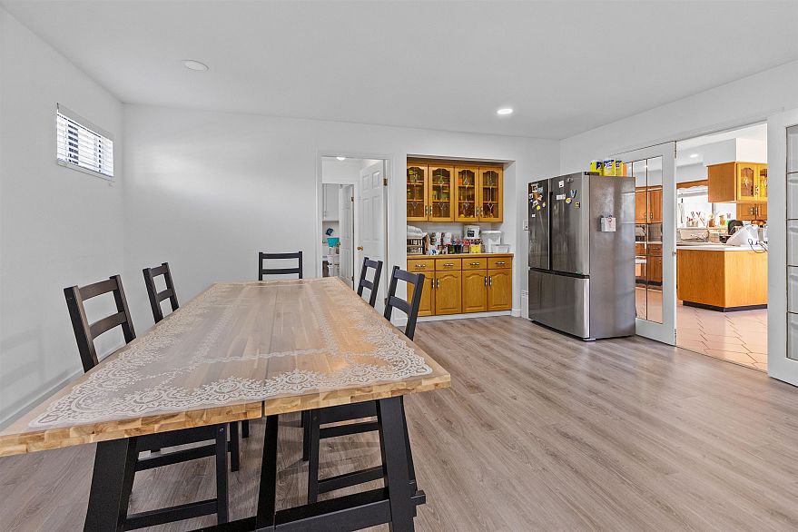189 W 46th Avenue