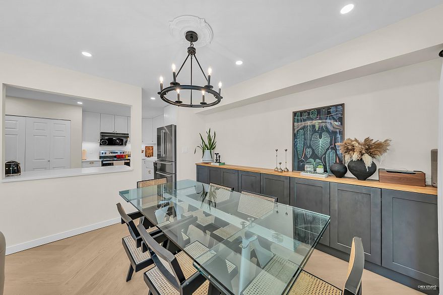 3460 Amberly Place