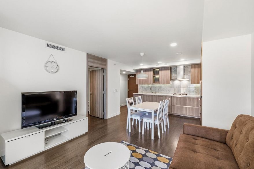 807 455 SW Marine Drive
