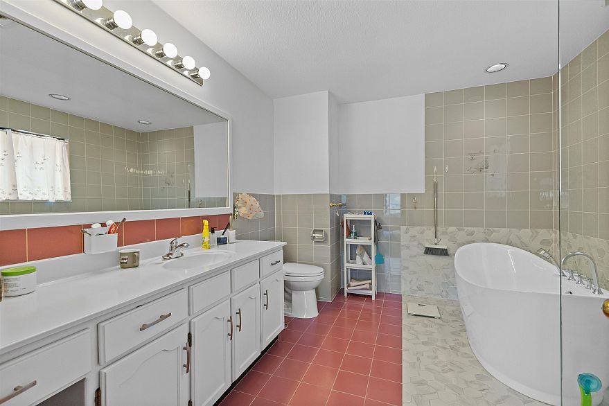 189 W 46th Avenue