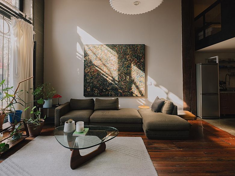 87 E Cordova Street