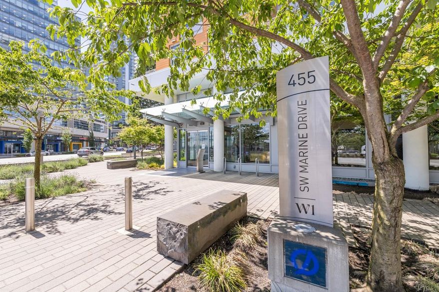 807 455 SW Marine Drive