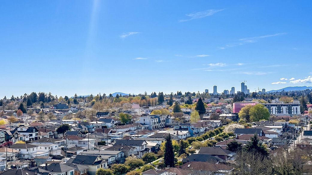 1107 4815 Eldorado Mews