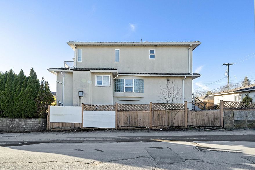 515 W 60th Avenue