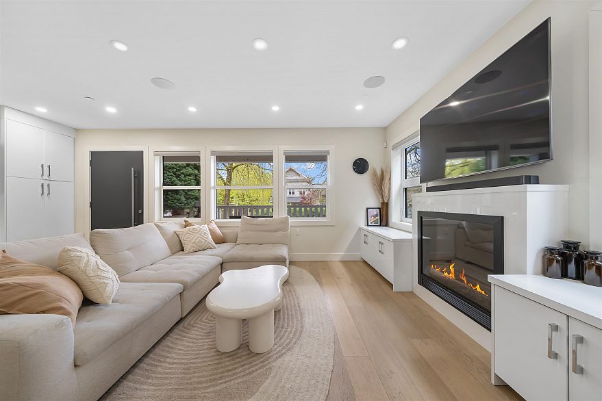 1758 E 14th Avenue