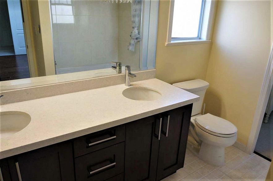 122 W 43rd Avenue