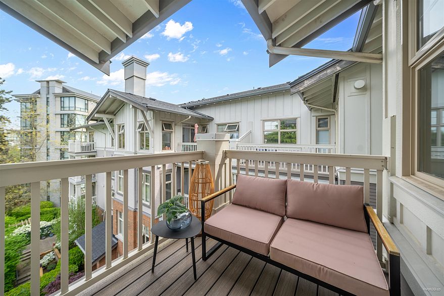 404 4883 Maclure Mews