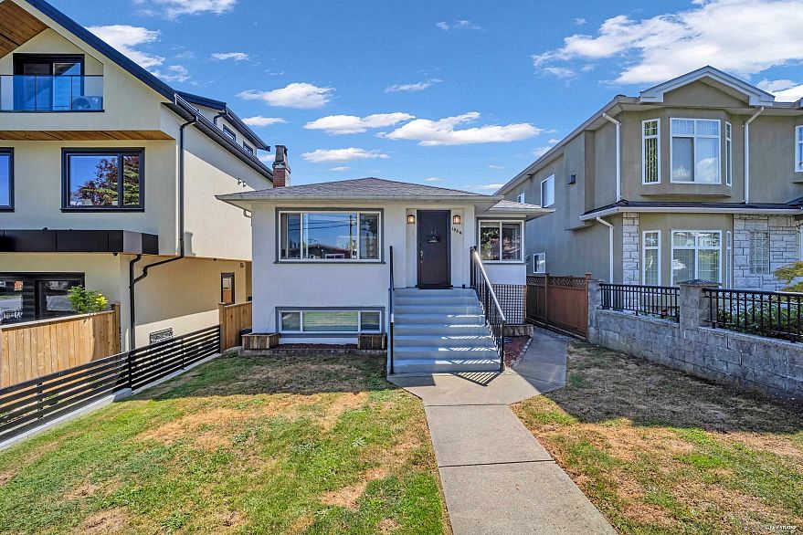 1036 Nootka Street