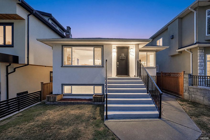 1036 Nootka Street