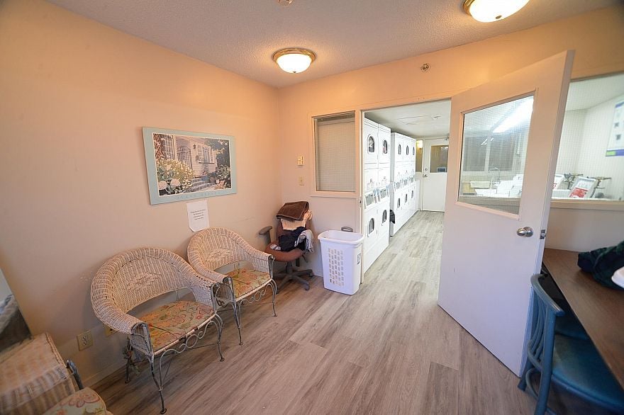 106 3455 Ascot Place